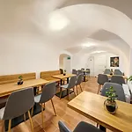 Garni Areka 3*