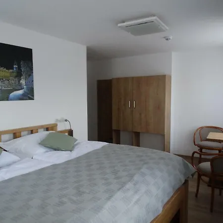 Garni Areka Pensionat 3*